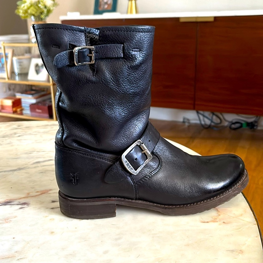 COPY - FRYE Veronica Leather Ankle Boots
